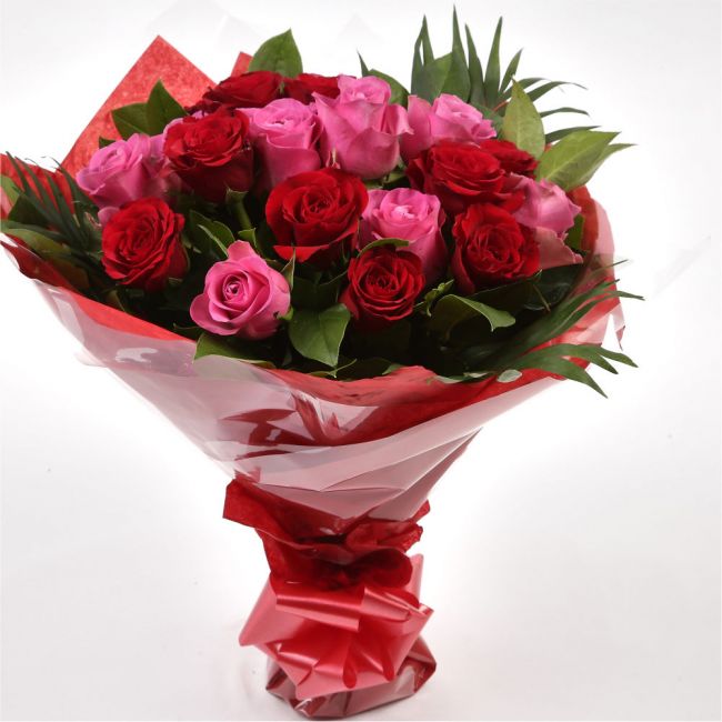 12 Pink Blush Rose Bouquet