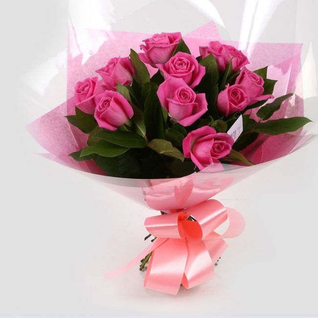 12 Pink Roses Bouquet